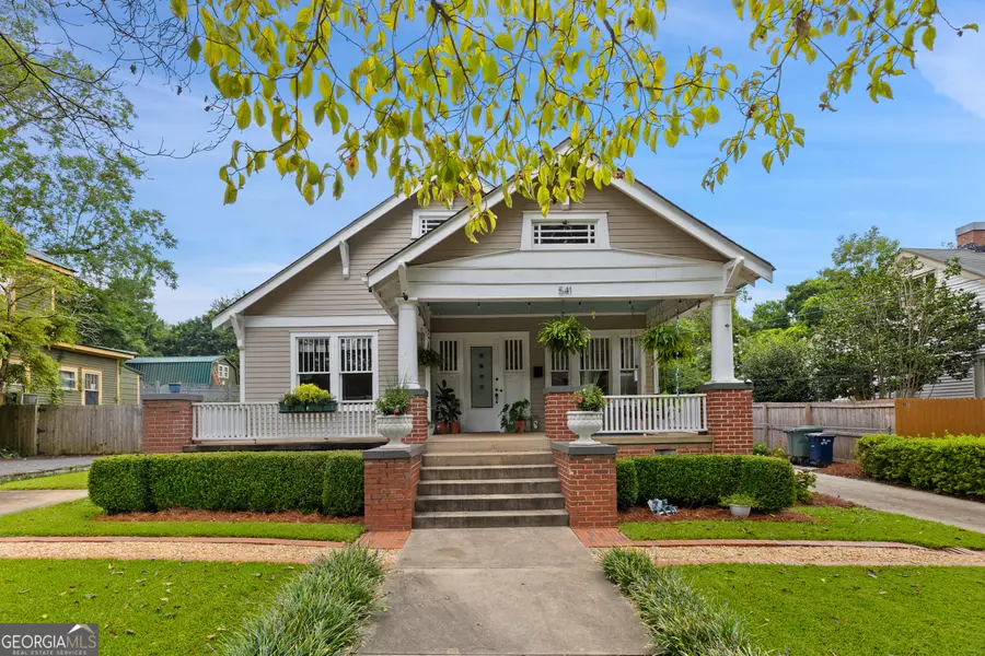 541 S 6th ST, Griffin, GA 30224