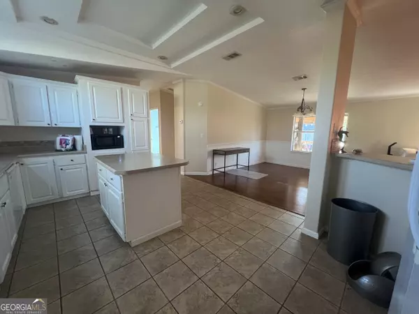 Byron, GA 31008,229 Bayberry DR