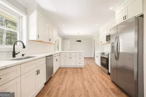 Marietta, GA 30066,913 Red Apple DR