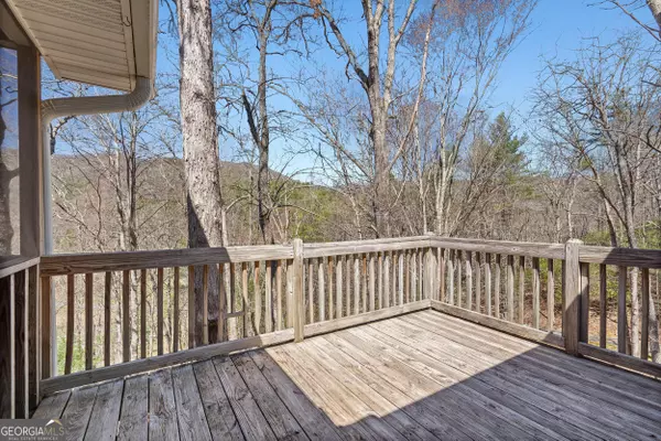 Hiawassee, GA 30546,781 Fox RD