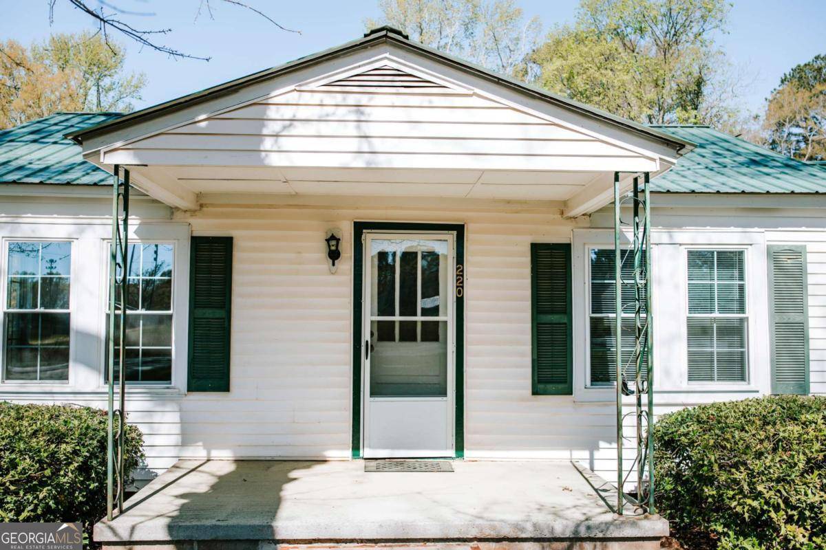 Washington, GA 30673,220 S Pecan ST