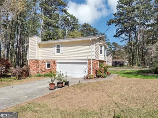 Lilburn, GA 30047,5221 La Paloma DR SW