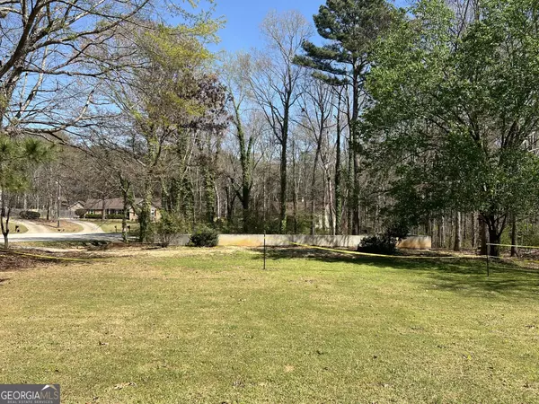 185 Country Lake DR, Mcdonough, GA 30252
