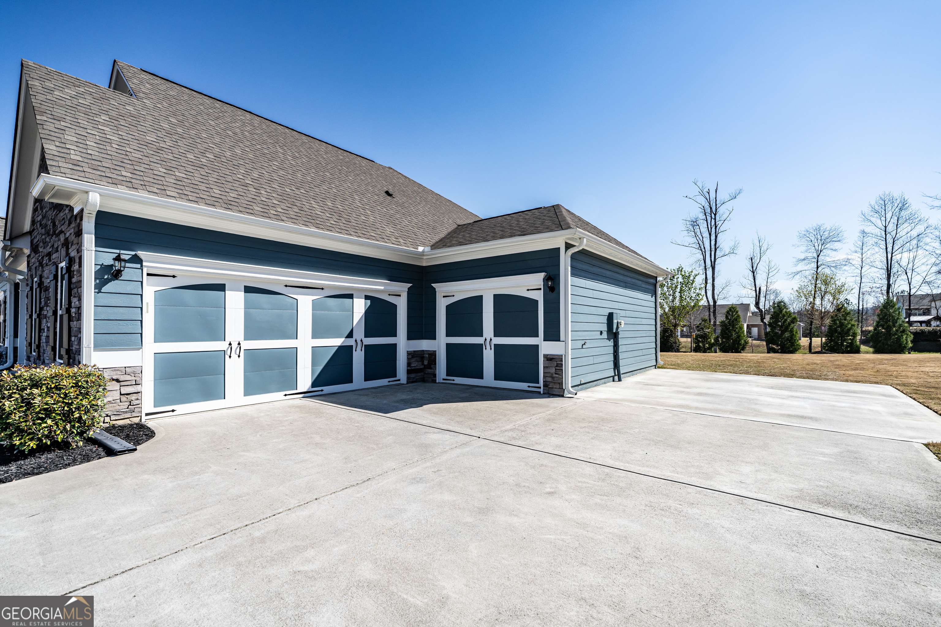 Calhoun, GA 30701,103 Topaz ST