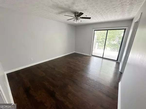 Atlanta, GA 30350,375 Winding River DR