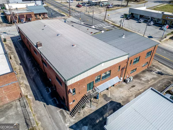 Toccoa, GA 30577,18 W Currahee ST