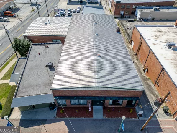 Toccoa, GA 30577,18 W Currahee ST