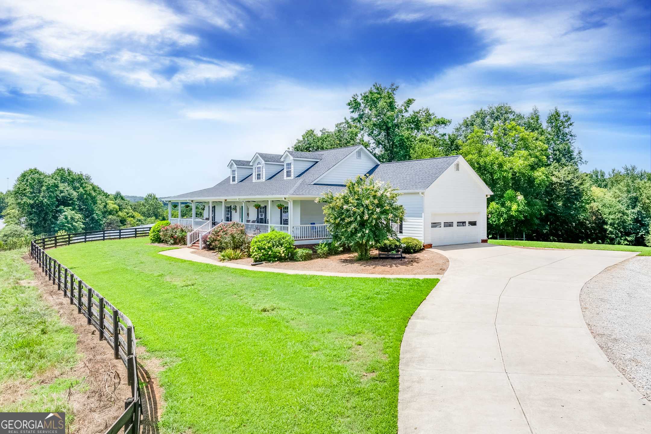 Pendergrass, GA 30567,885 Brooks RD