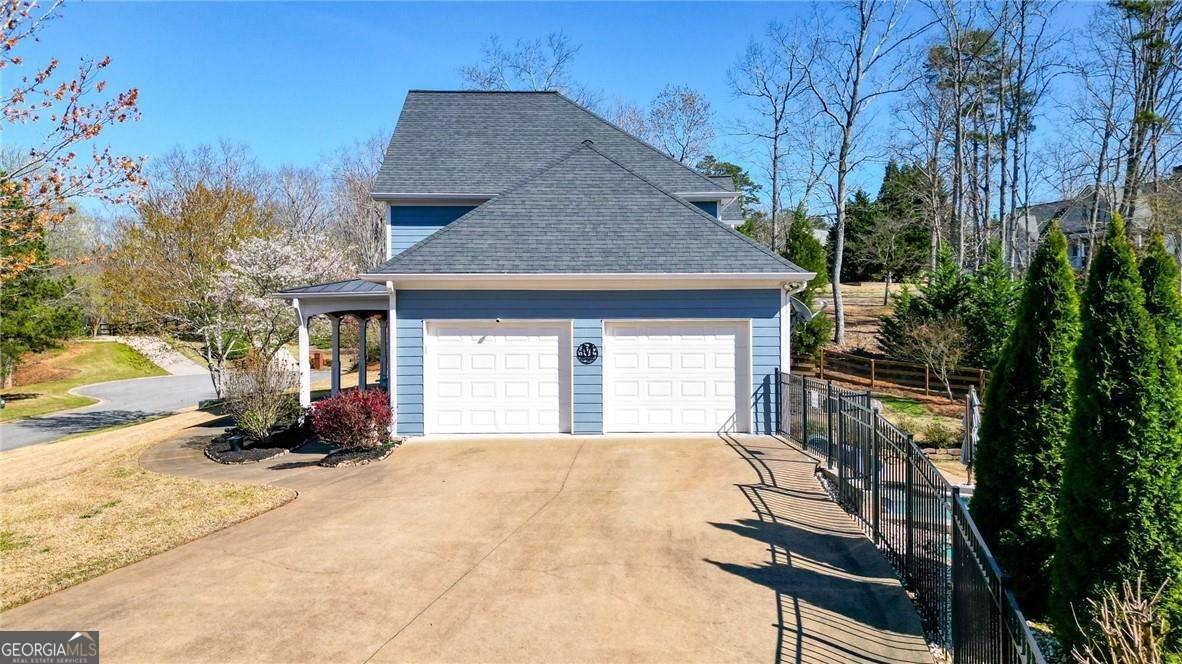 Canton, GA 30115,114 Hardwood LN