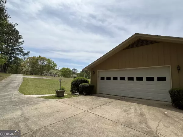 Lagrange, GA 30240,108 Thomas DR
