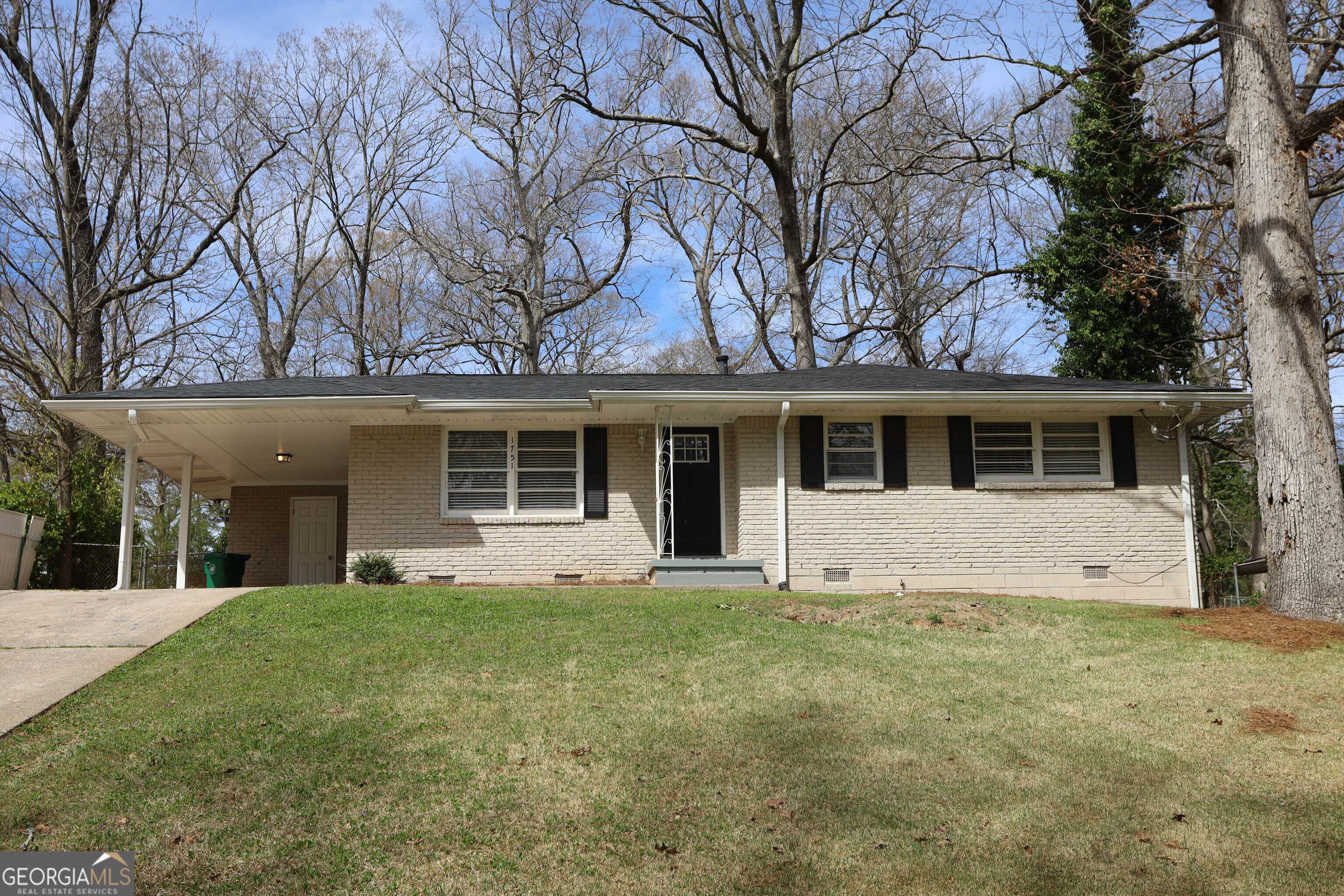 1751 Woodsloe DR, Decatur, GA 30035
