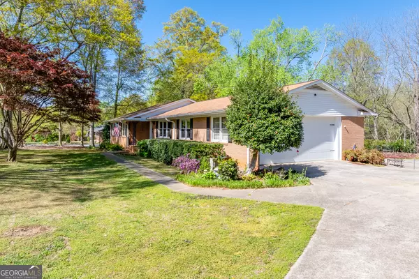 Lavonia, GA 30553,144 Gilmer ST