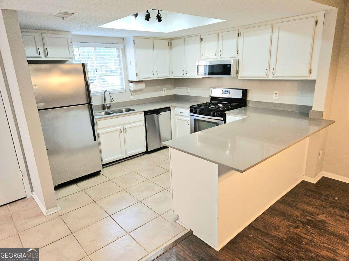 Smyrna, GA 30080,35 Rumson CT SE