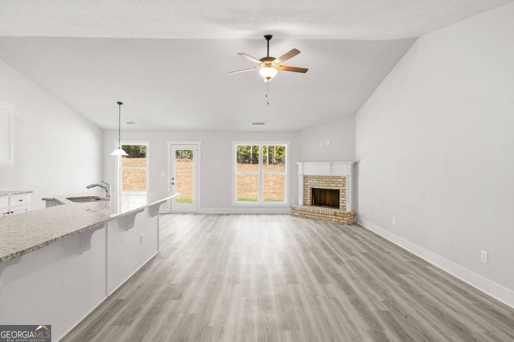 Hartwell, GA 30643,357 Liberty Hill RD #18
