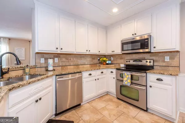 Canton, GA 30114,1107 Fieldstone DR