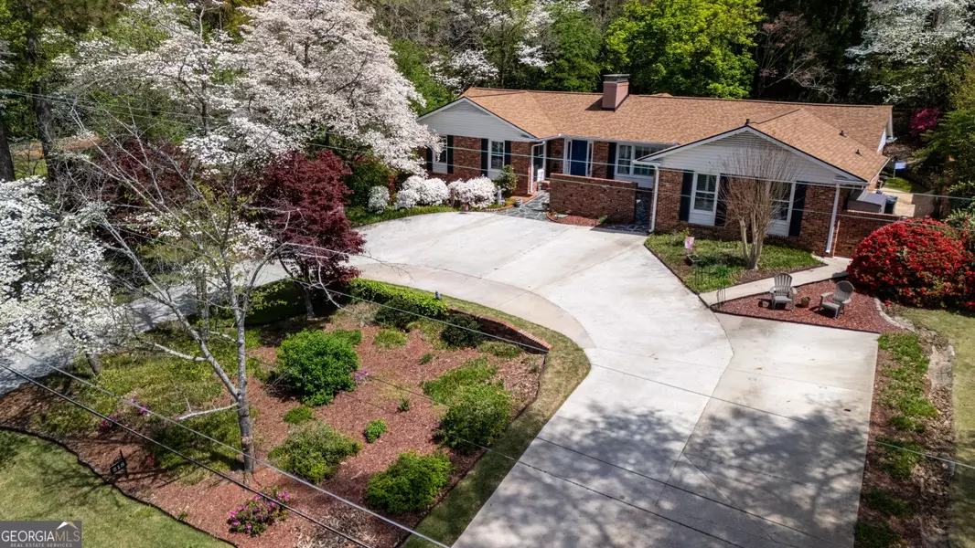 218 Westwood DR, Lagrange, GA 30240