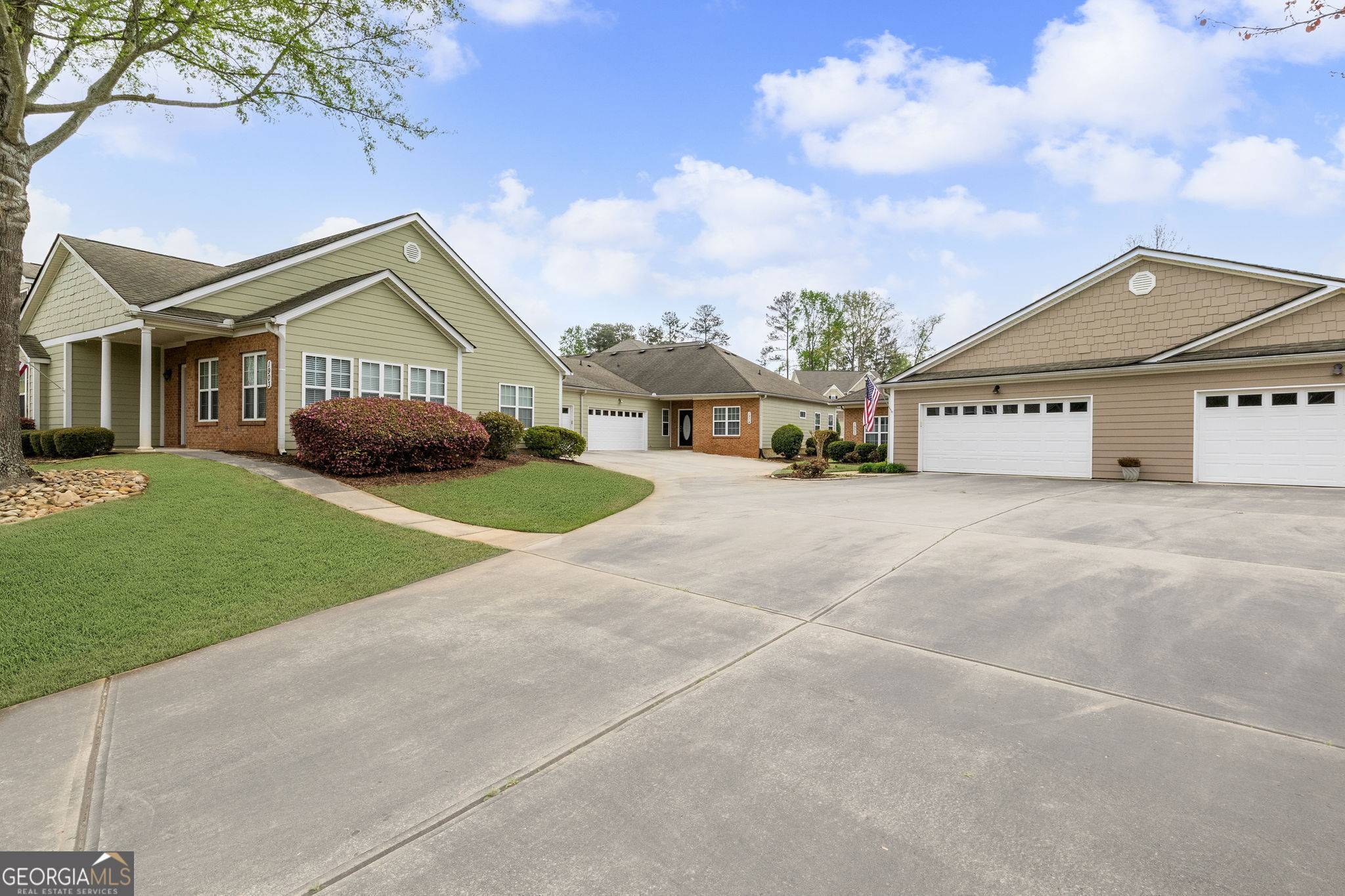 Newnan, GA 30263,1904 Commonwealth CIR