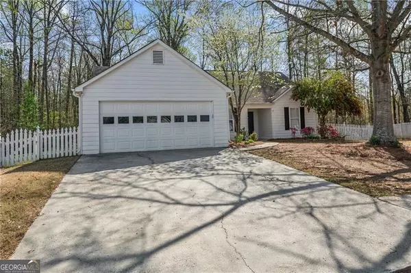Sugar Hill, GA 30518,5882 Riverside Walk DR