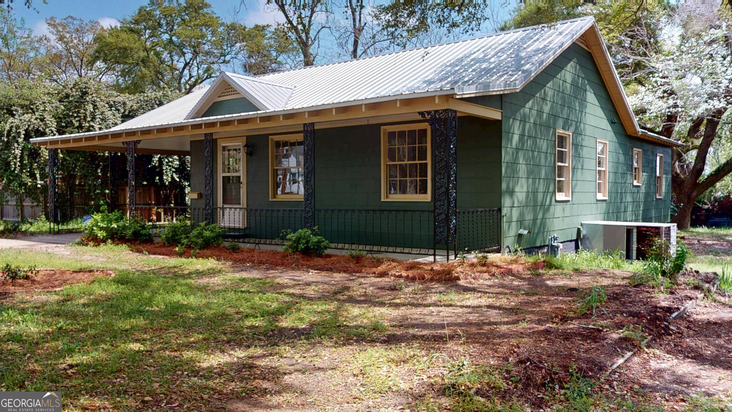 Swainsboro, GA 30401,205 Price ST