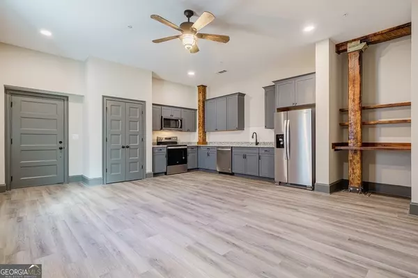 Hartwell, GA 30643,34 Depot ST #11