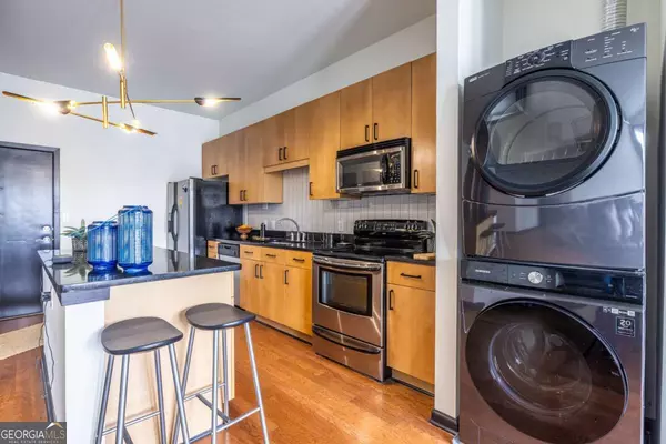Atlanta, GA 30341,5300 Peachtree RD #3206