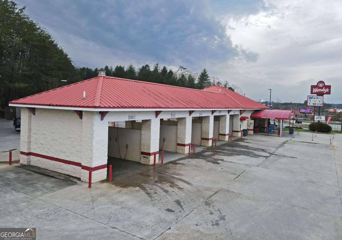 Blairsville, GA 30512,692 E Hwy 515