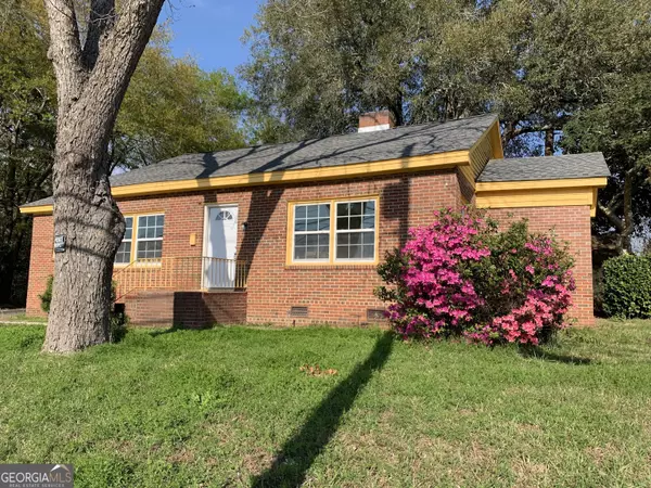 Eastman, GA 31023,611 College ST