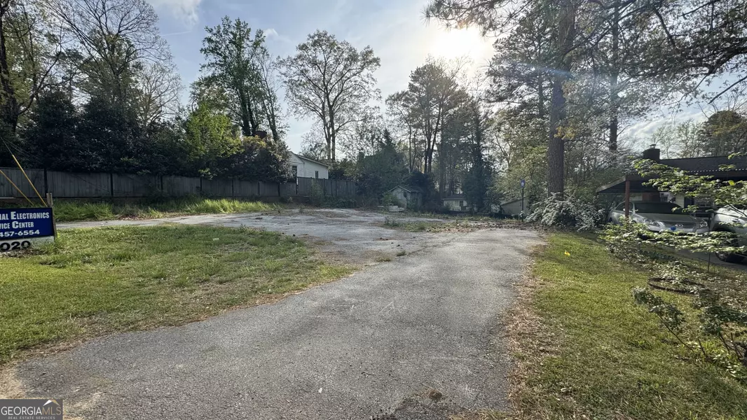 4020 Clairmont RD, Atlanta, GA 30341