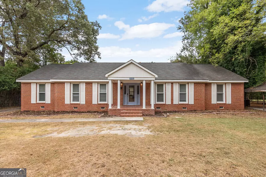 127 Edna PL, Warner Robins, GA 31093