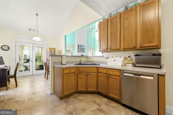 Stockbridge, GA 30281,545 GOLDFINCH WAY