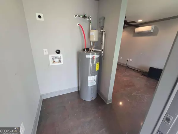 Canton, GA 30115,300 Outlaw RDG