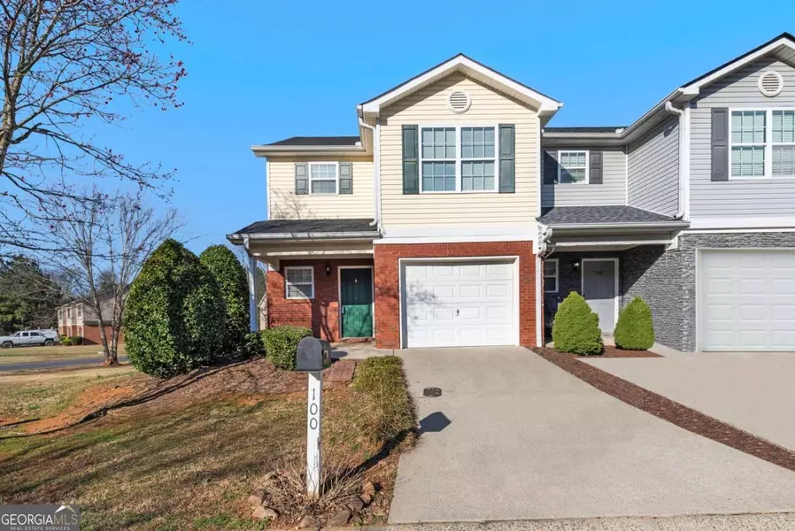 100 Avalon DR, Calhoun, GA 30701