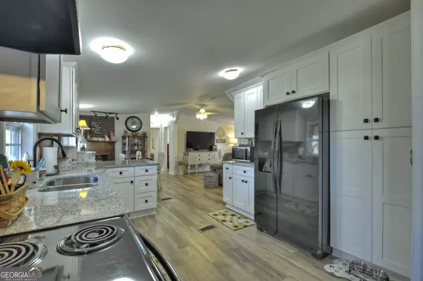 Ellijay, GA 30540,510 Crossroads Church RD