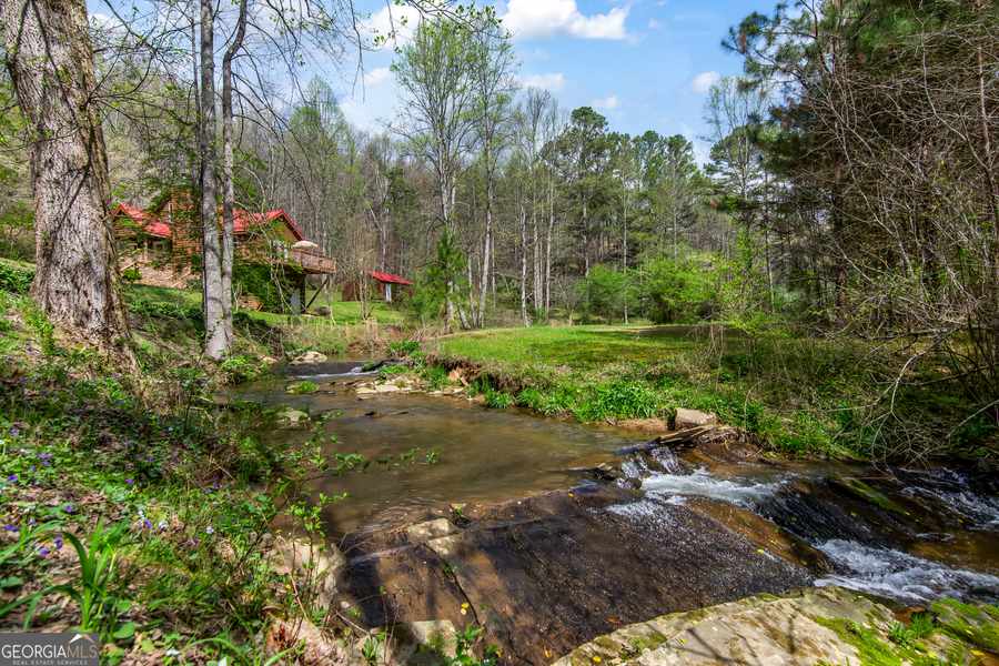 530 Dover Chapel TER, Ellijay, GA 30540