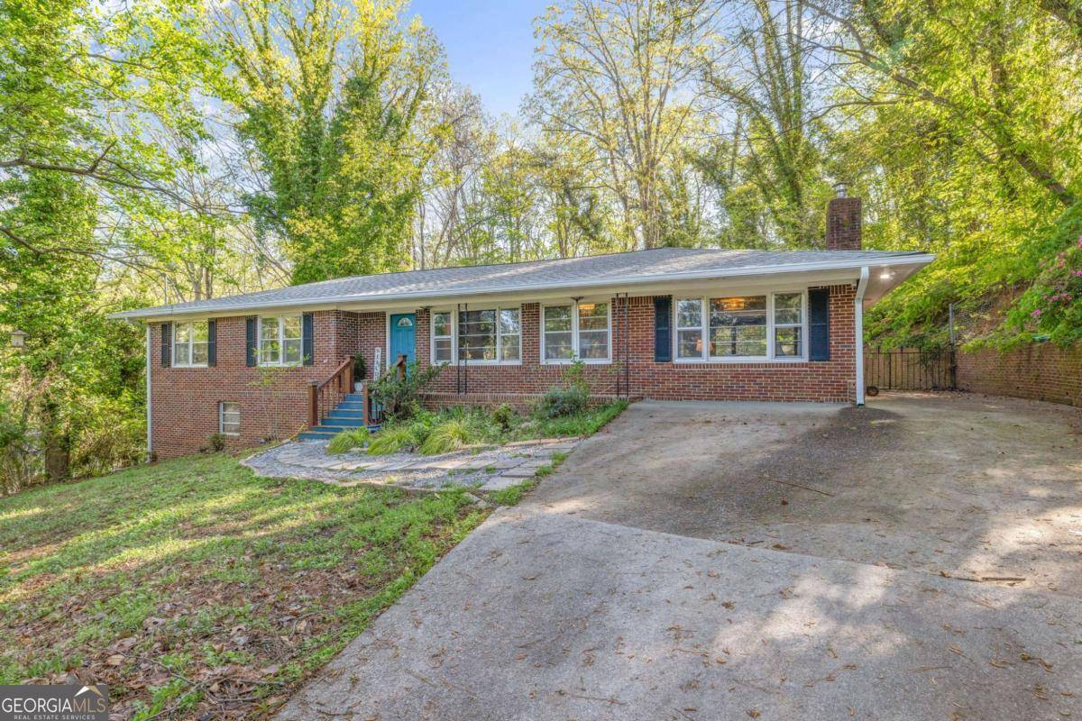 Gainesville, GA 30501,2140 Pine Tree CIR
