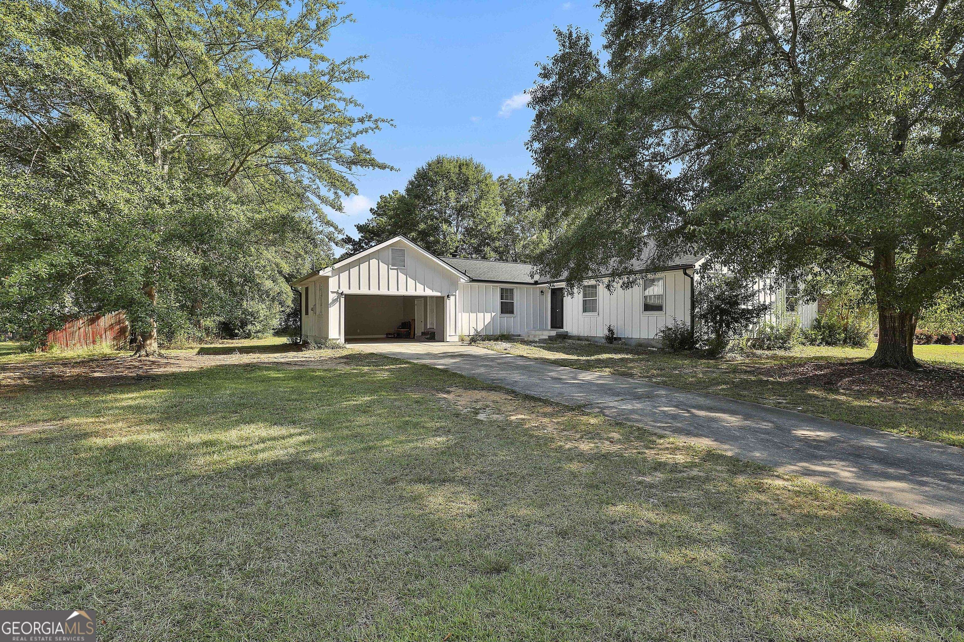Griffin, GA 30224,325 Sweetbriar LN