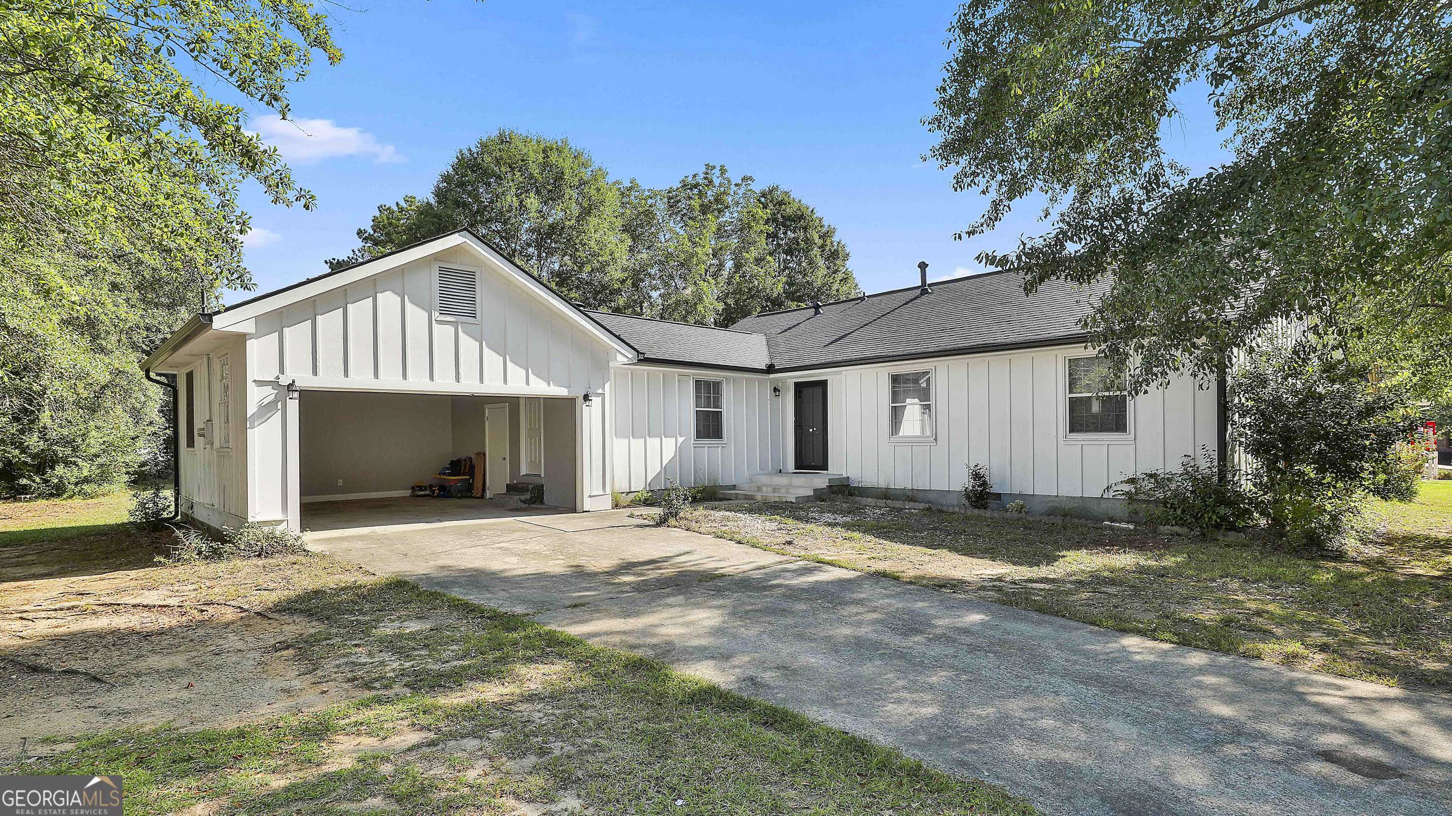 Griffin, GA 30224,325 Sweetbriar LN