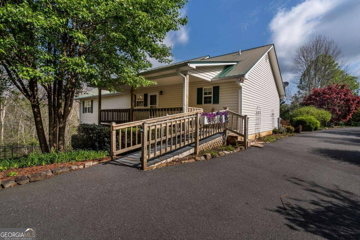 Blairsville, GA 30512,252 Brookhaven DR