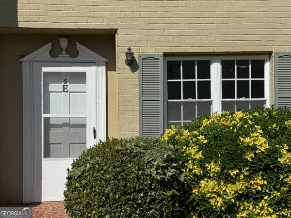 Palmetto, GA 30268,501 Carlton RD #5E