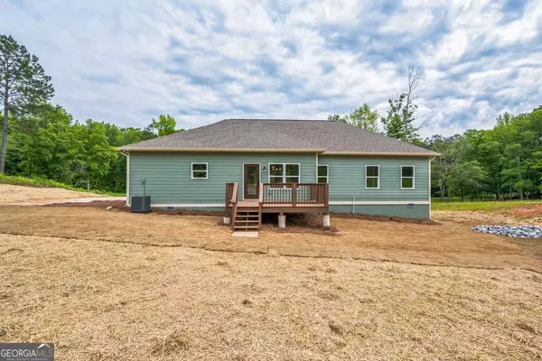 Eatonton, GA 31024,122 Long Shoals AVE