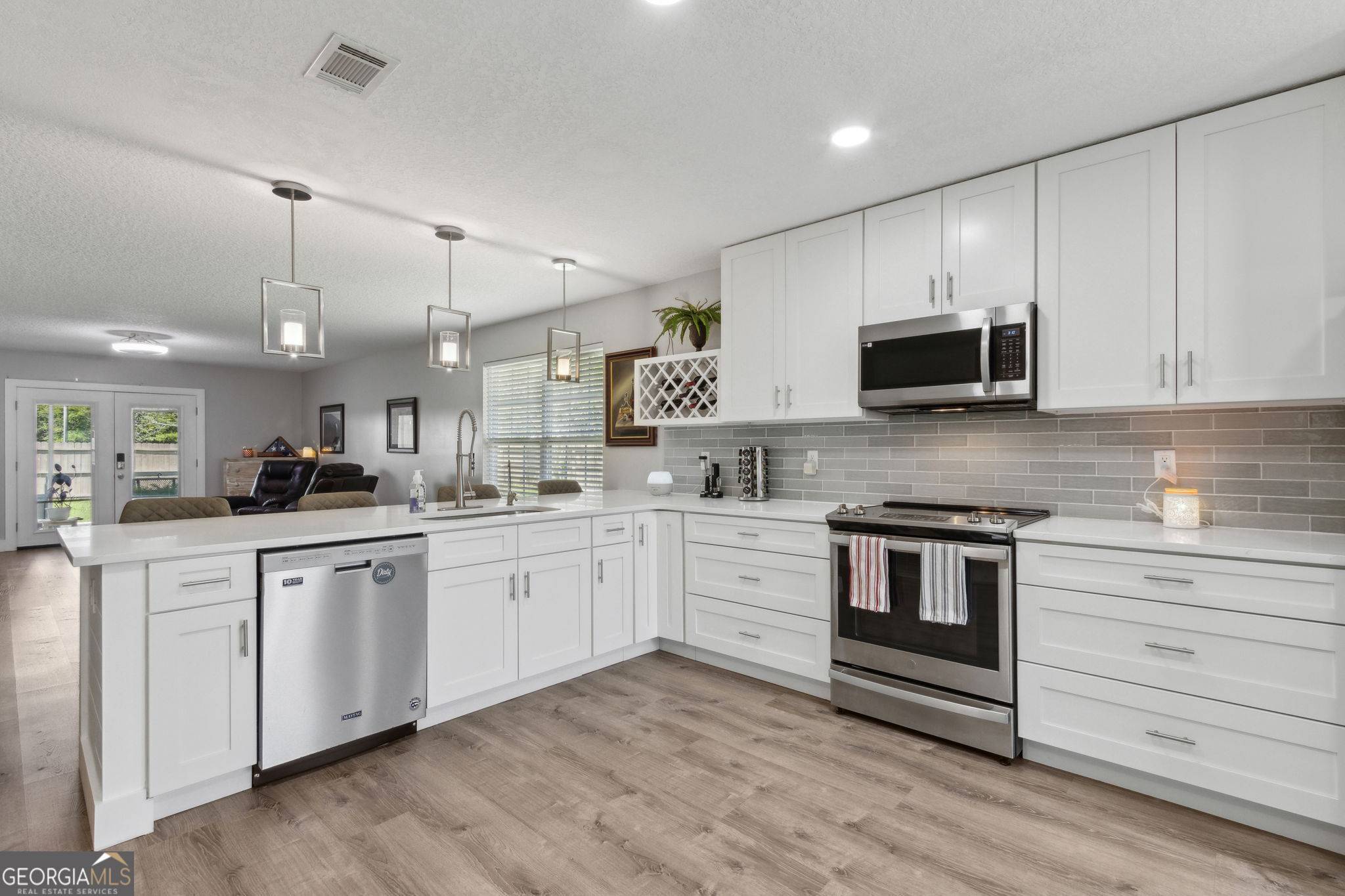 Woodbine, GA 31569,400 Parker ST