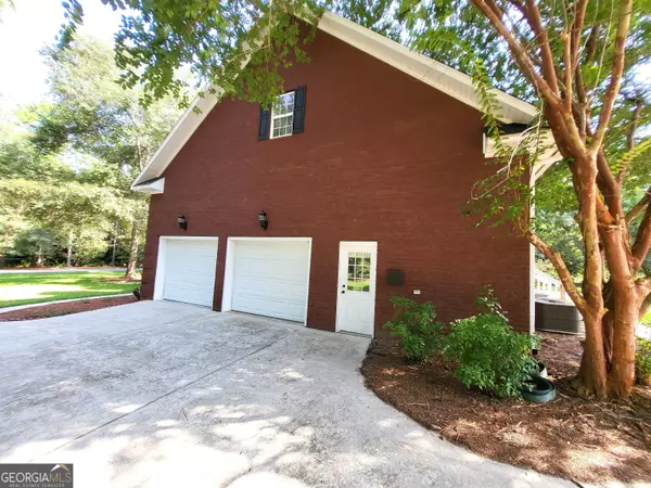Statesboro, GA 30458,906 Monarch CIR