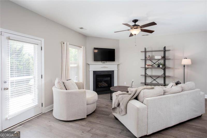 Kennesaw, GA 30152,1546 Silvaner AVE NW #20