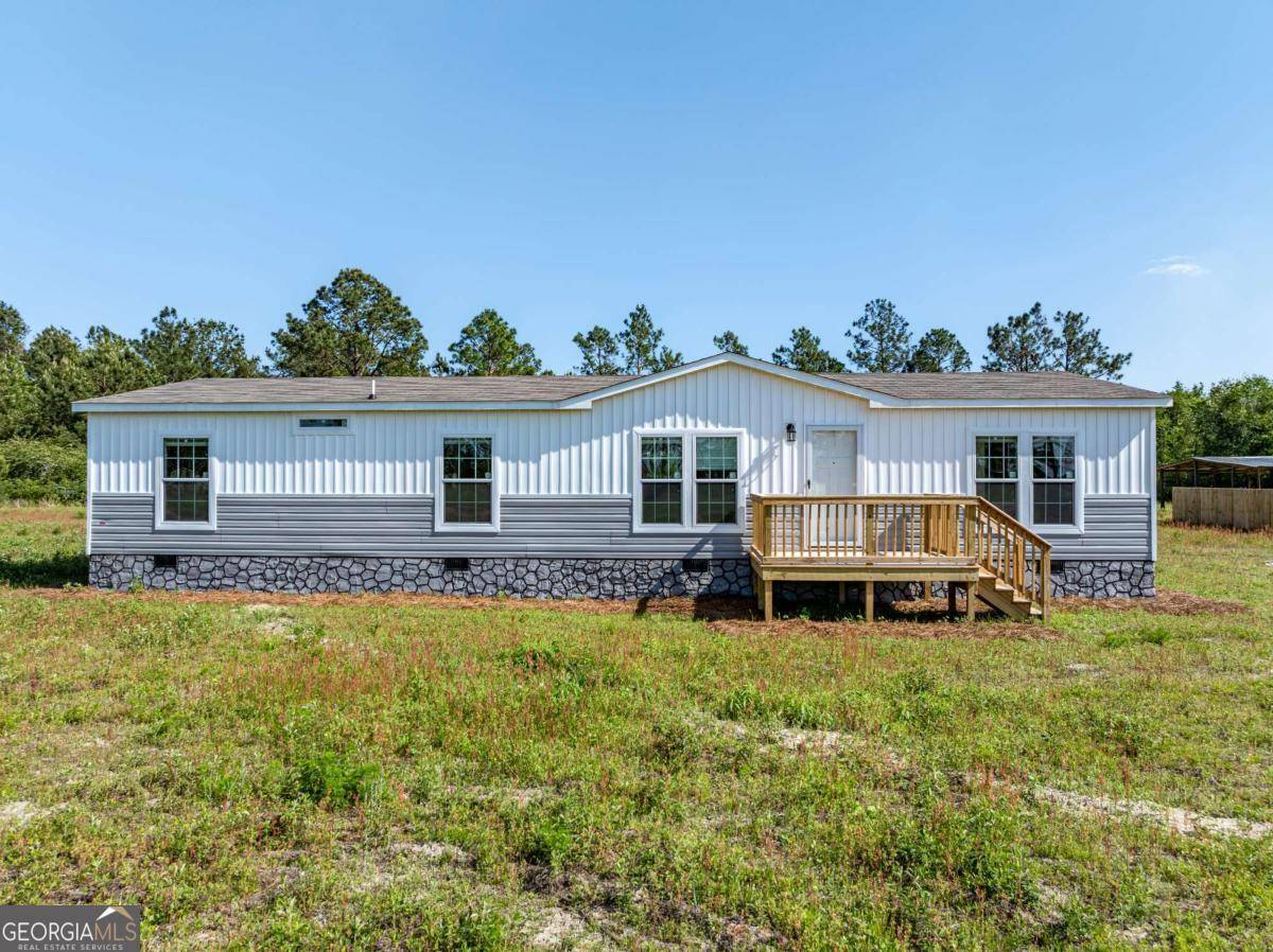 164 Joiner LN, Willacoochee, GA 31650