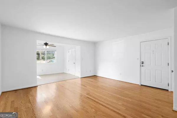 Atlanta, GA 30319,1468 Briarwood RD NE #602