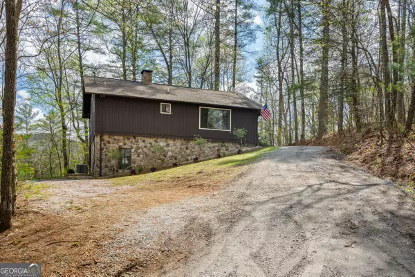 Lakemont, GA 30552,426 Crow Creek RD