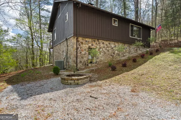 Lakemont, GA 30552,426 Crow Creek RD