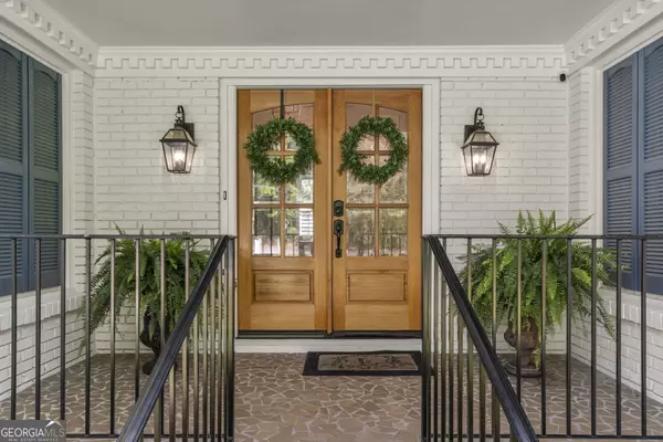 Dunwoody, GA 30338,5641 Roberts DR