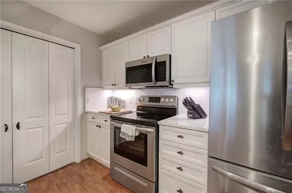 Atlanta, GA 30327,505 Bainbridge DR