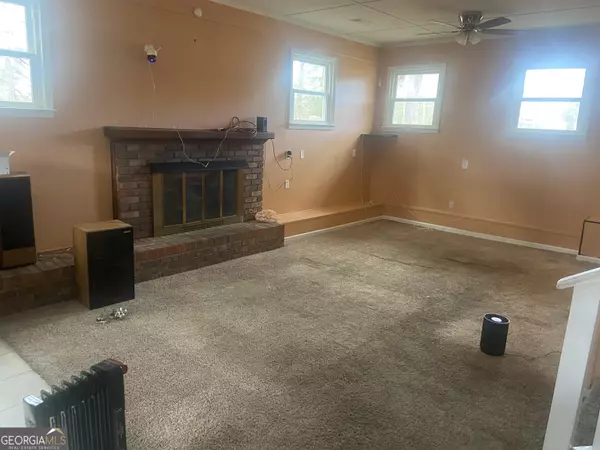 Jackson, GA 30233,826 Nelson ST